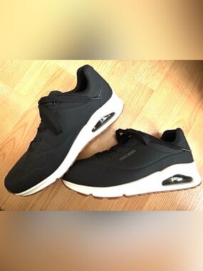 Skechers Women's Black Athletic Sneakers